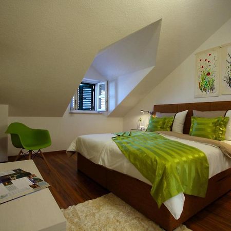 Apartment Allure Bol Ngoại thất bức ảnh